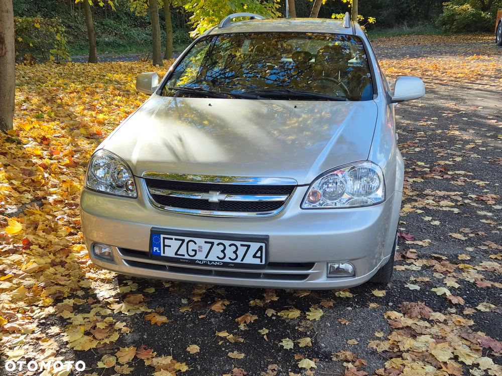 Chevrolet Nubira - 4