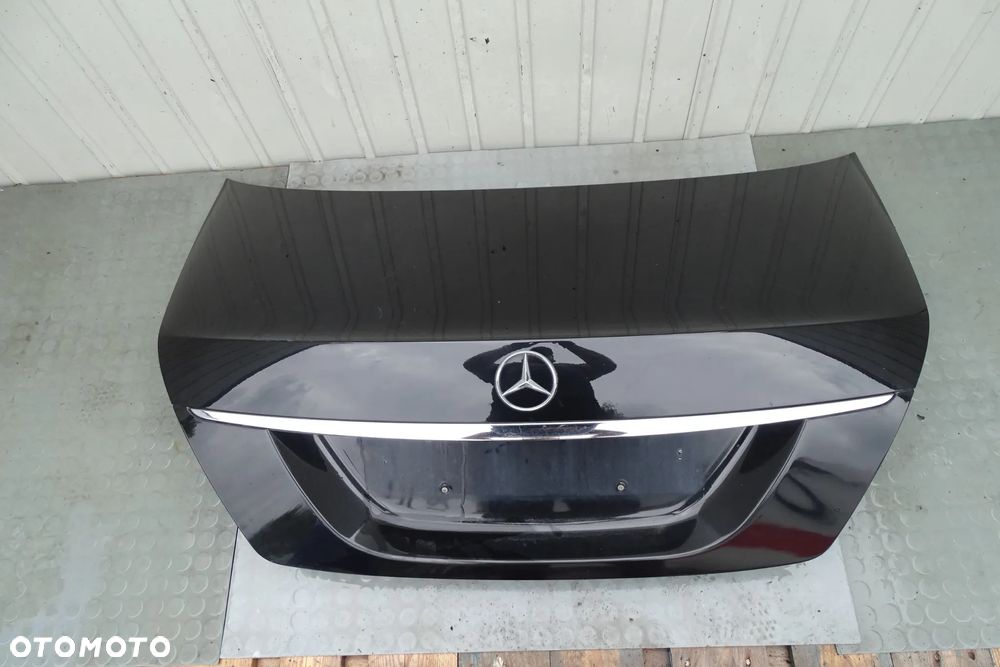 MERCEDES CL W216  KLAPA BAGAZNIKA  C197 - 2