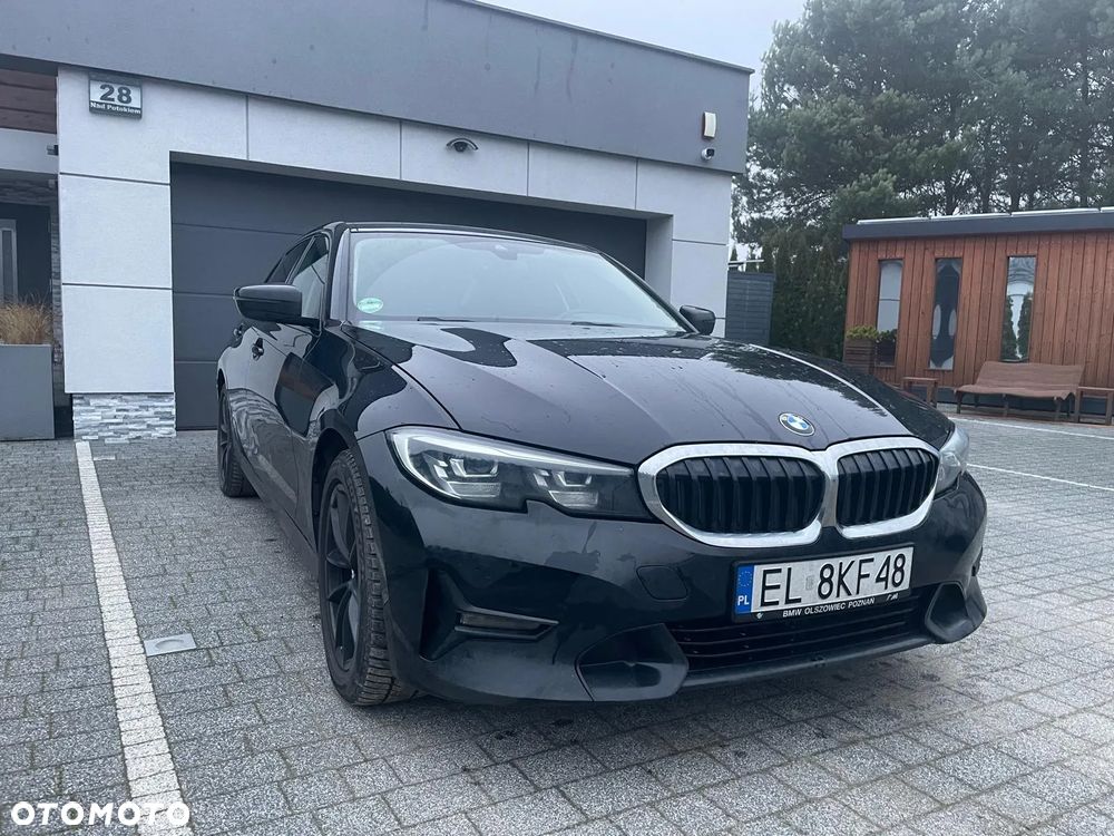 BMW Seria 3 320d Sport Line sport - 2