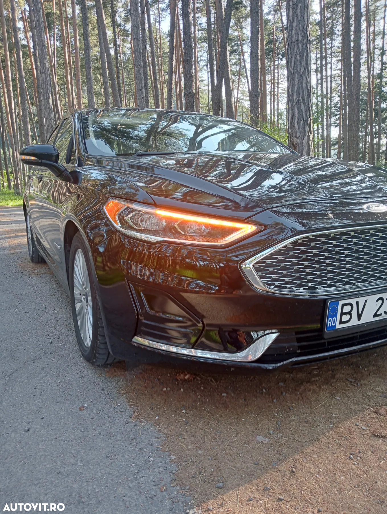 Ford Mondeo 2.0 HEV Titanium - 19