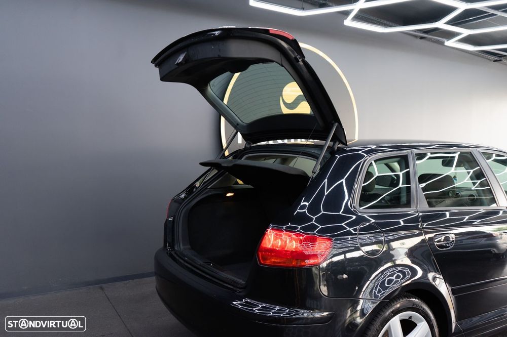 Audi A3 Sportback 1.9 TDi Advance - 17