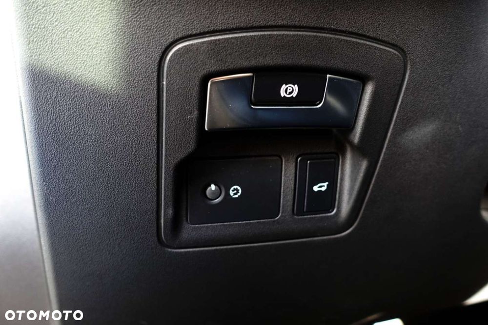 Land Rover Range Rover Velar 2.0 Si4 GPF R-Dynamic S - 24