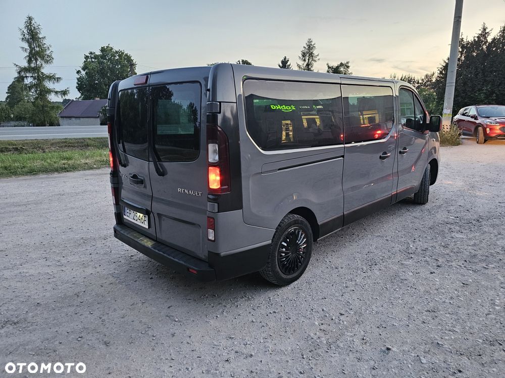 Renault Trafic - 2