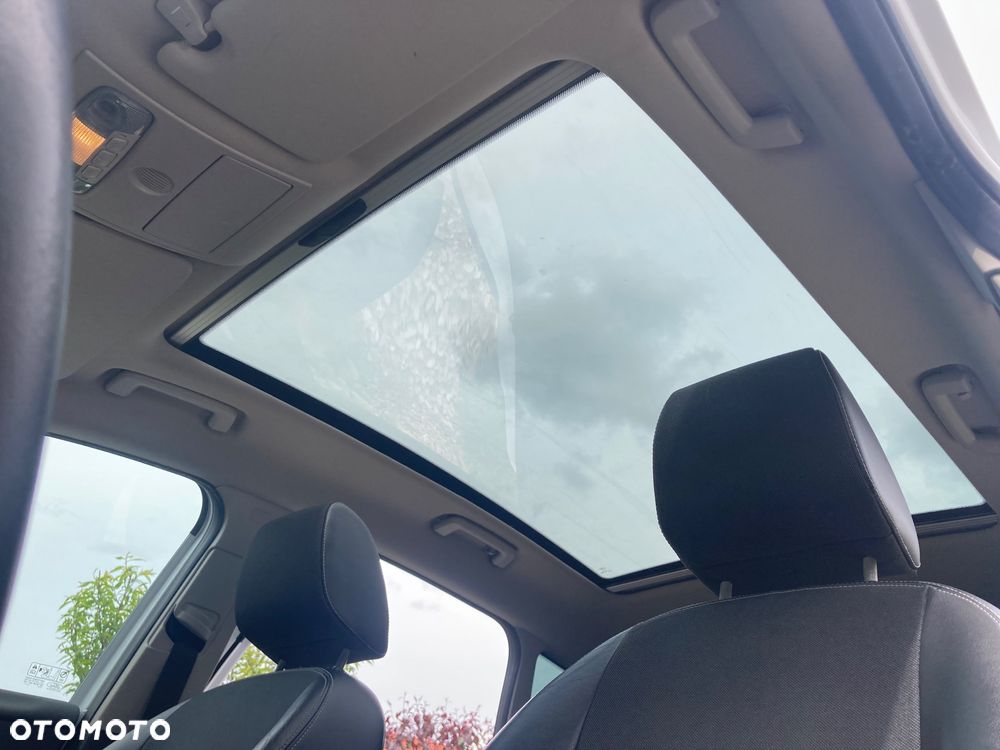 Ford Kuga 2.0 TDCi 4x4 Titanium - 16