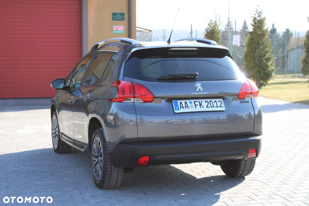 Peugeot 2008 1.2 VTi Allure - 5