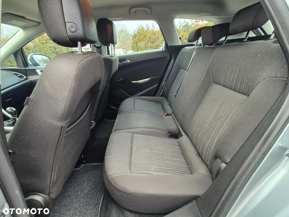 Opel Astra 1.6 Style - 27