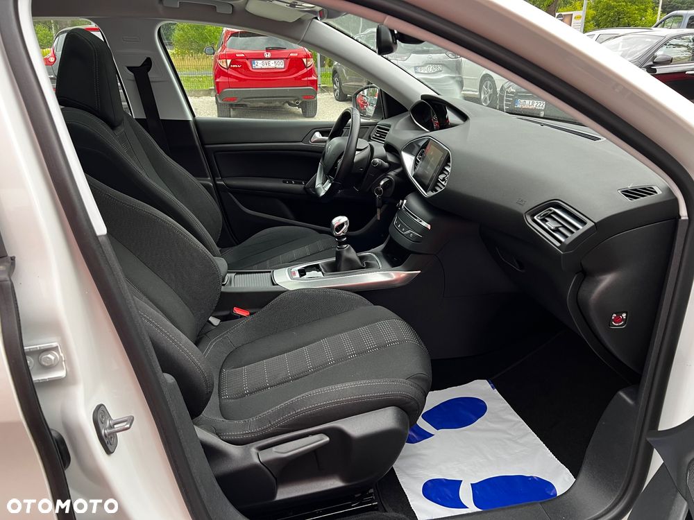 Peugeot 308 BlueHDi 150 Stop & Start Allure - 7