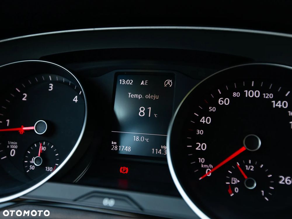 Volkswagen Passat 2.0 TDI BMT Comfortline - 28