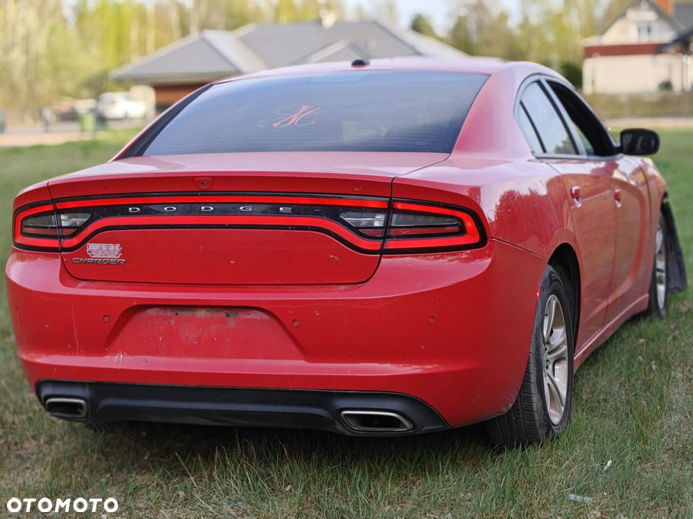 Dodge Charger 3.6 SXT AWD - 13