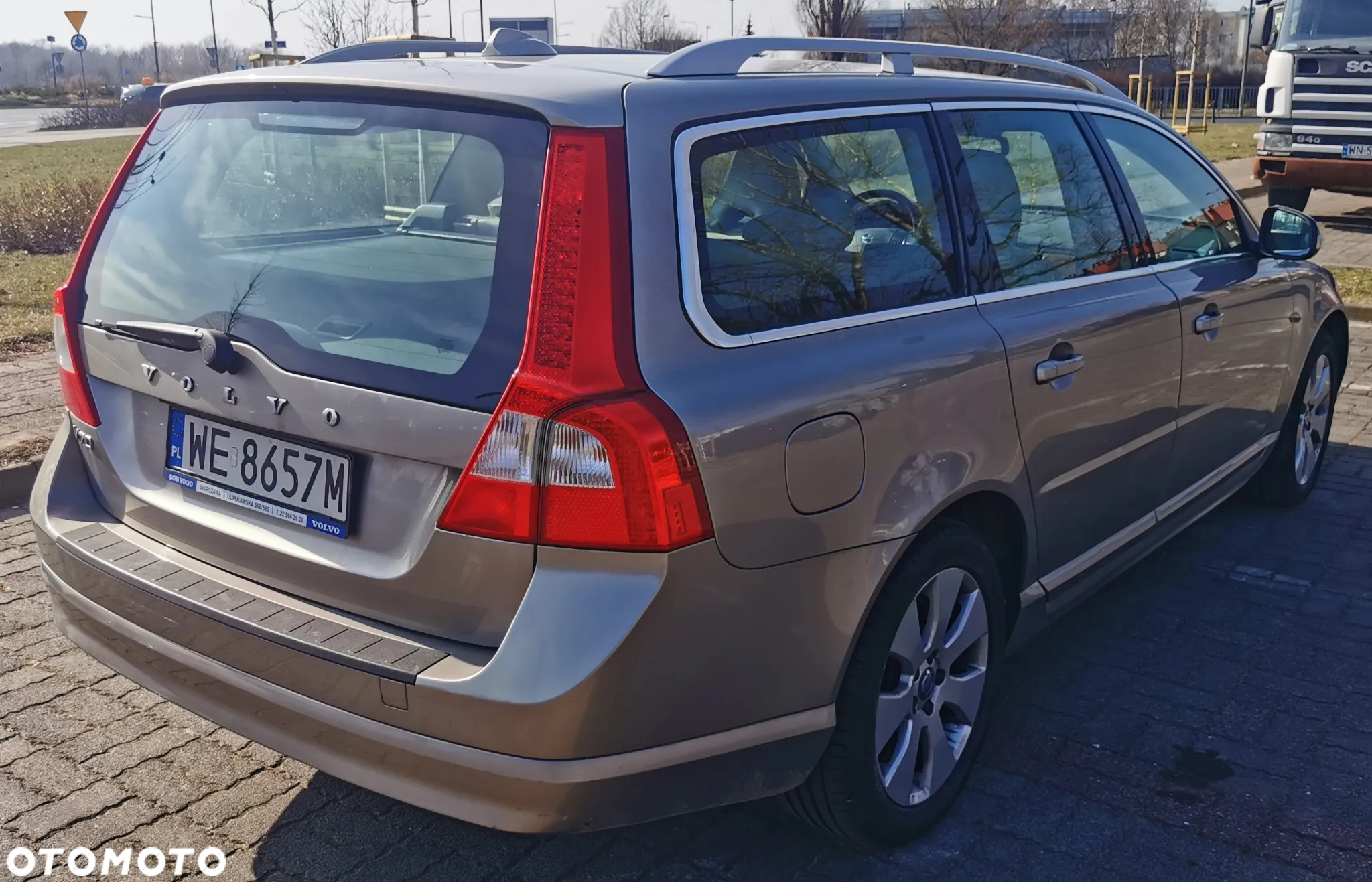 Volvo V70 2.4D Summum - 10