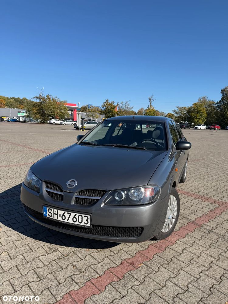 Nissan Almera 2004 photo 3