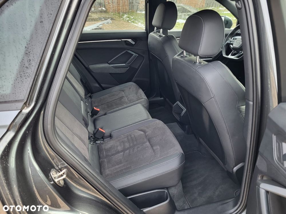 Audi Q3 40 TDI Quattro S tronic S line - 24