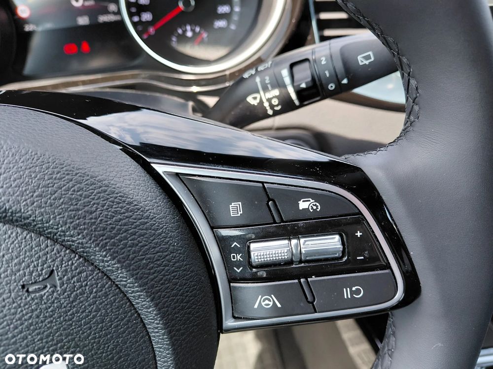 Kia XCeed - 16