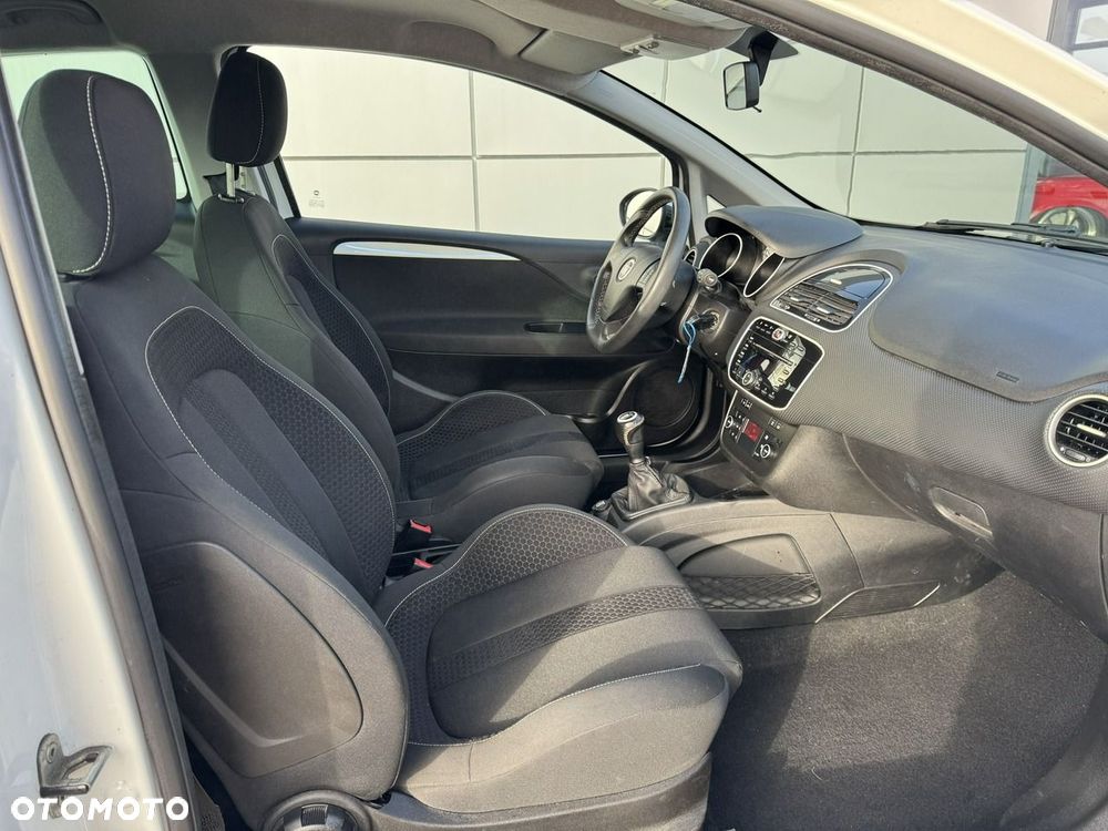 Fiat Punto Evo - 18