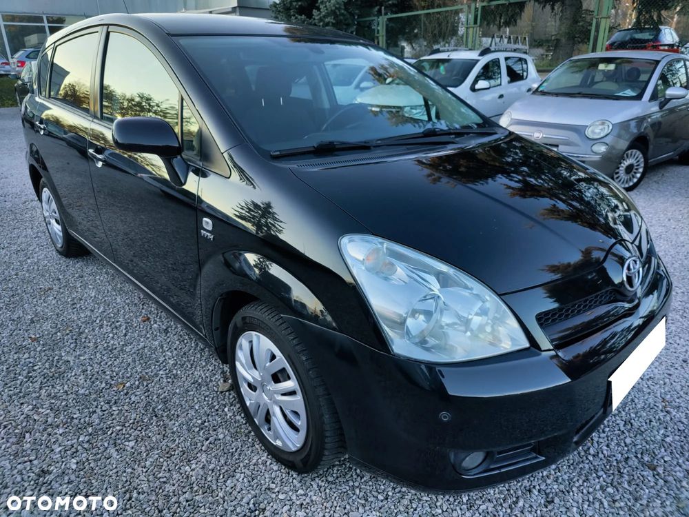 Toyota Corolla Verso - 18