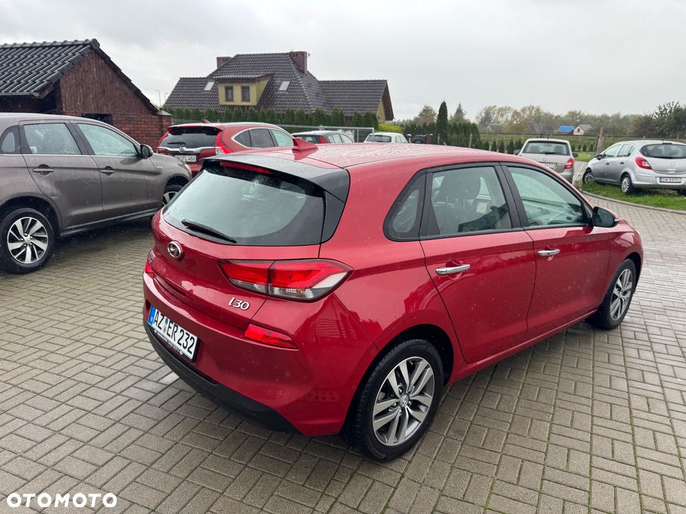Hyundai i30 1.4 T-GDI Fastback Premium - 8