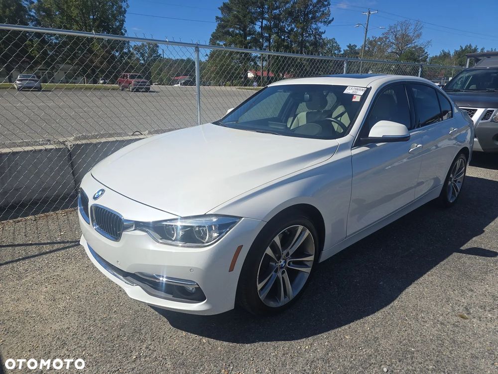 BMW Seria 3 328i Luxury Line - 1