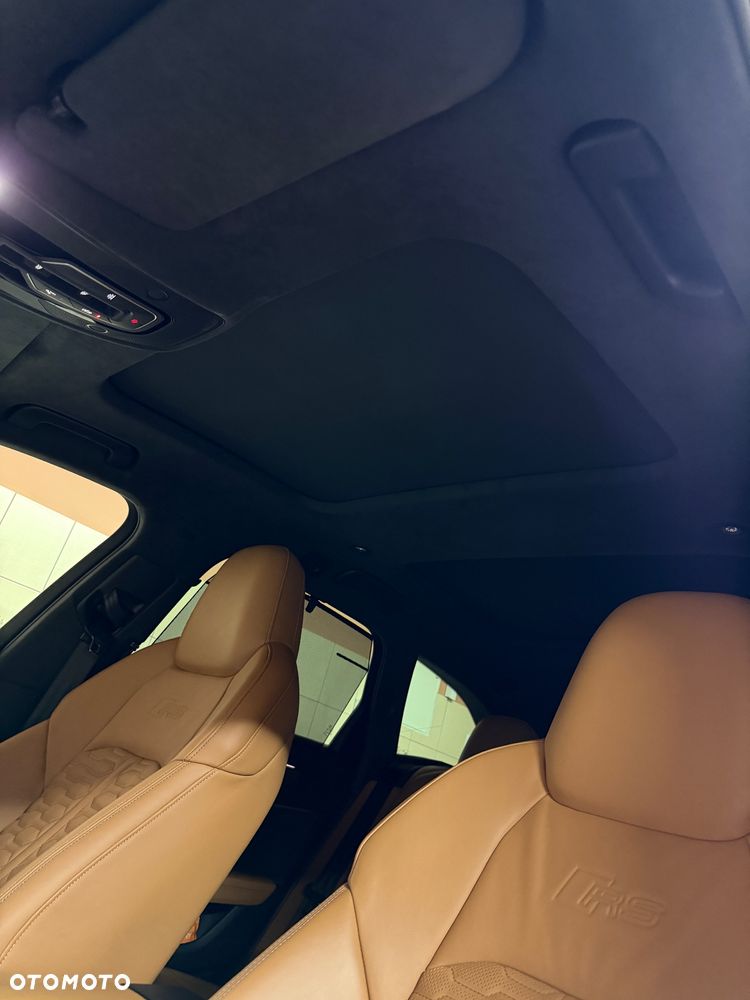 Audi RS6 Avant - 15