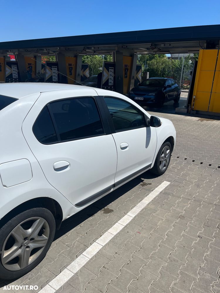 Dacia Logan 1.2 Laureate - 3