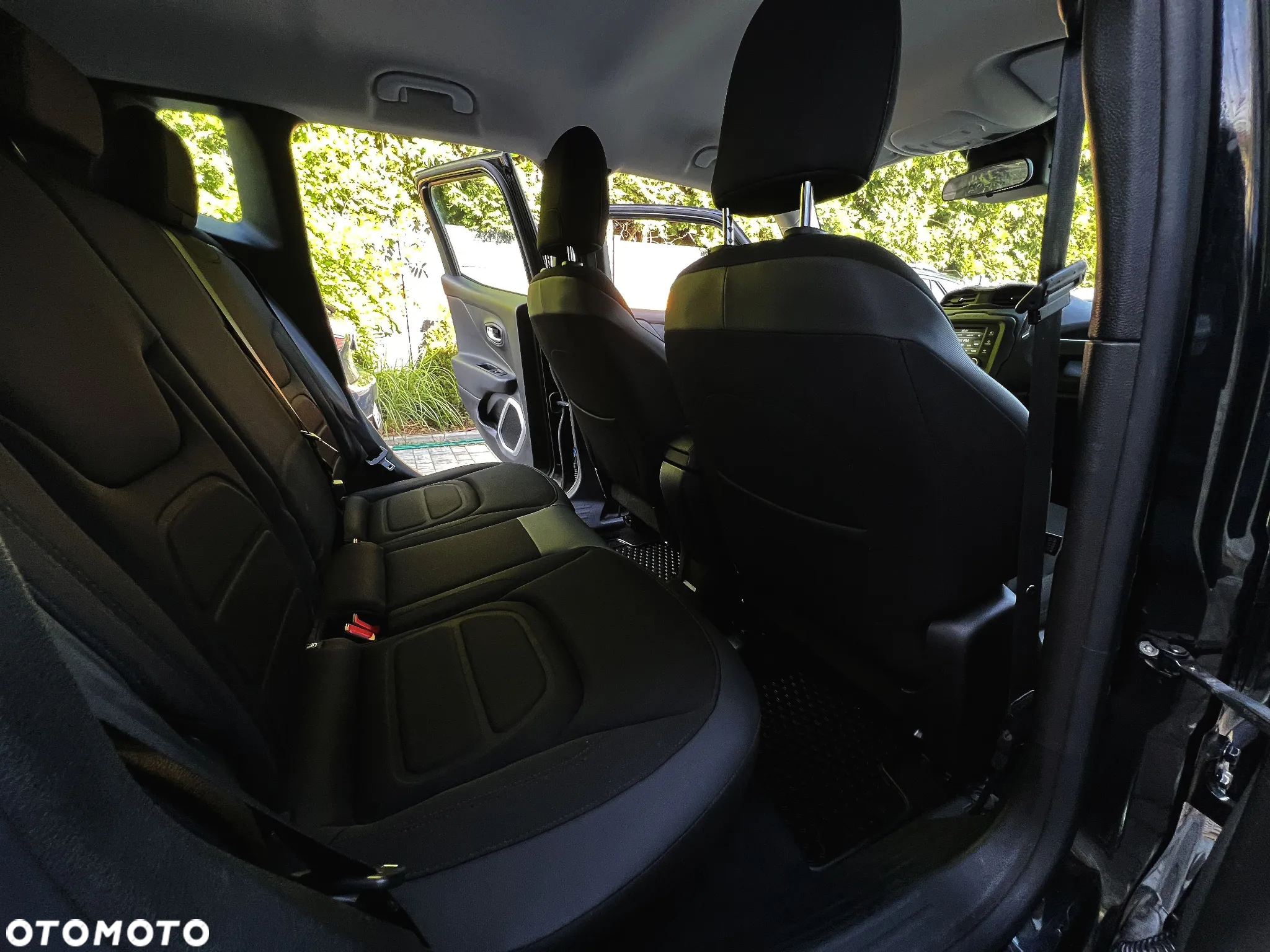 Jeep Renegade - 18