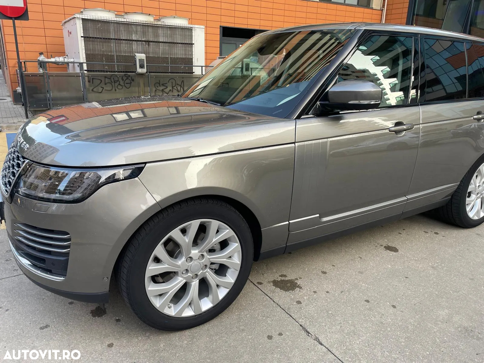 Land Rover Range Rover 3.0L SDV6 Vogue - 2