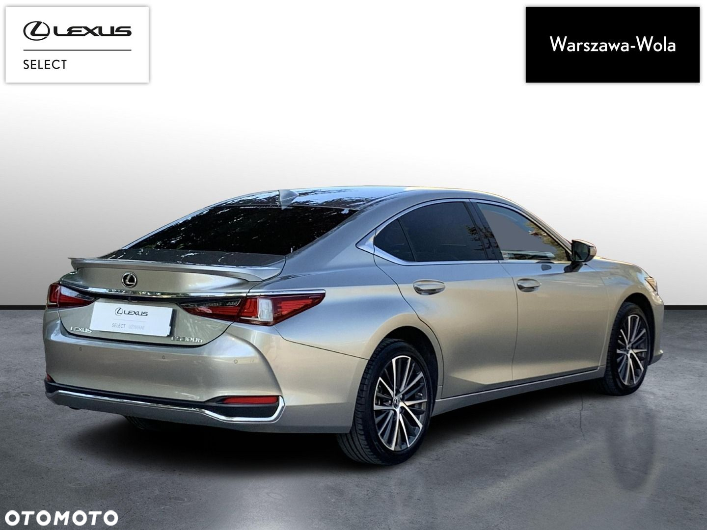 Lexus ES - 4