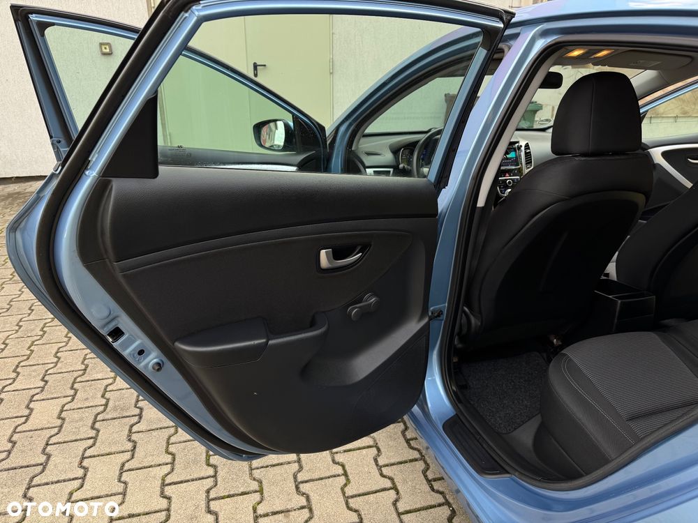 Hyundai i30 - 29