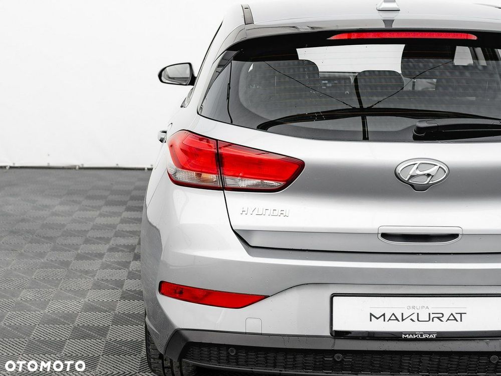 Hyundai i30 1.5 DPI Classic + - 12