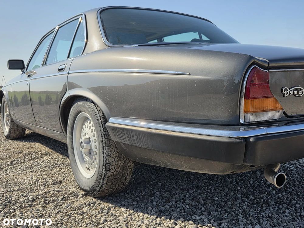 Jaguar Daimler - 19