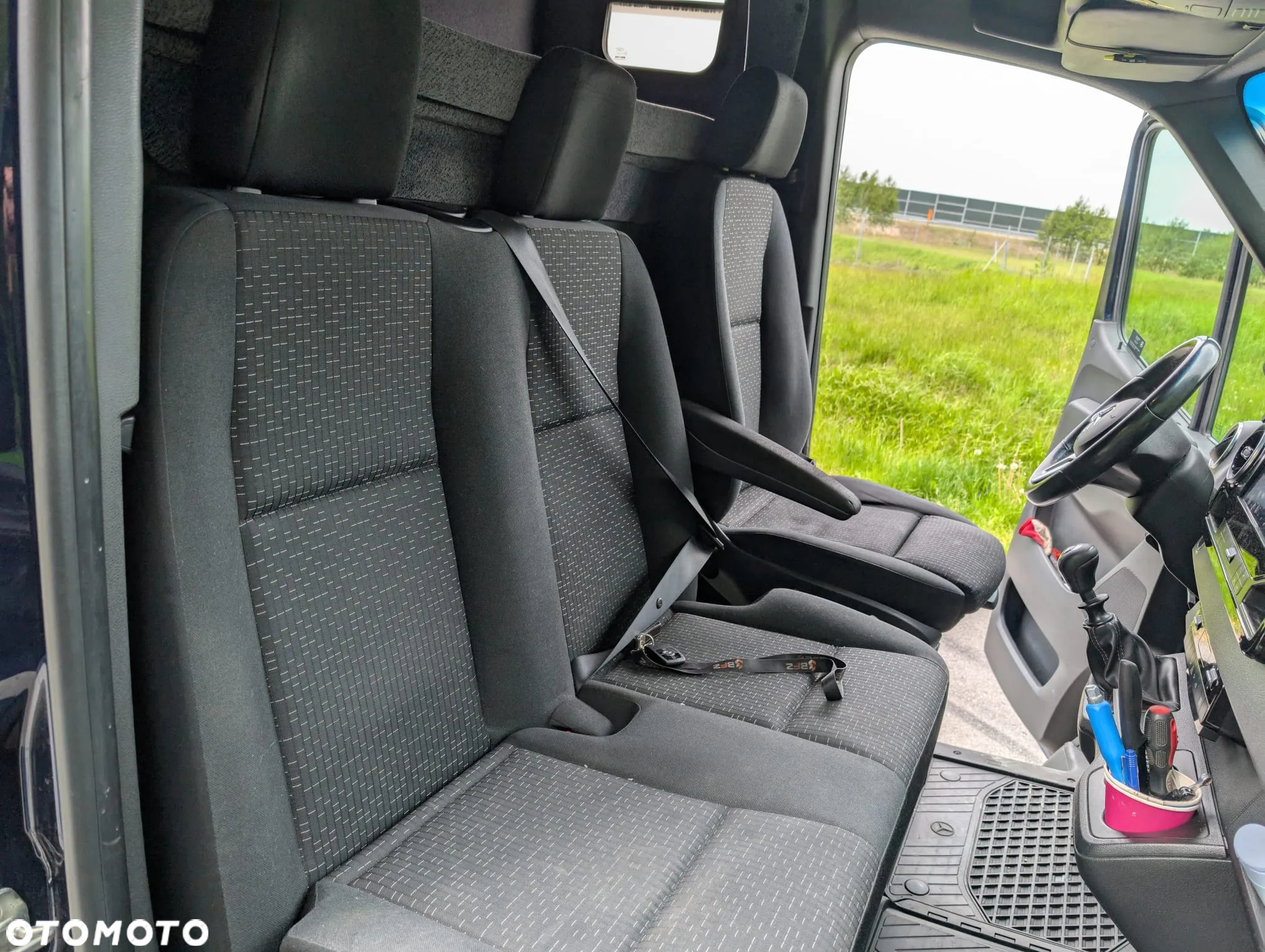 Mercedes-Benz Sprinter - 21