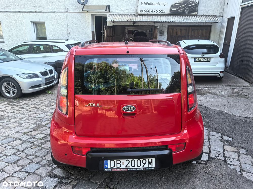 Kia Soul 1.6 L - 11