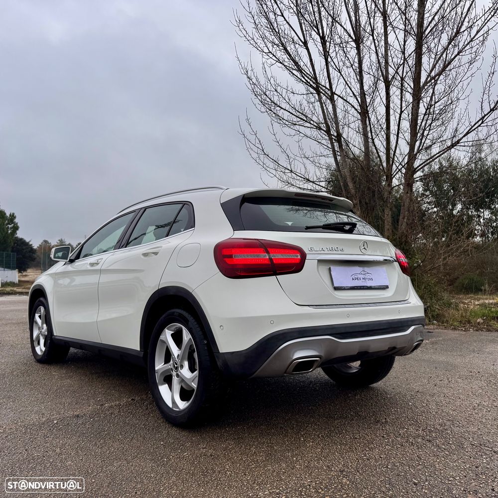 Mercedes-Benz GLA 180 d Style - 4