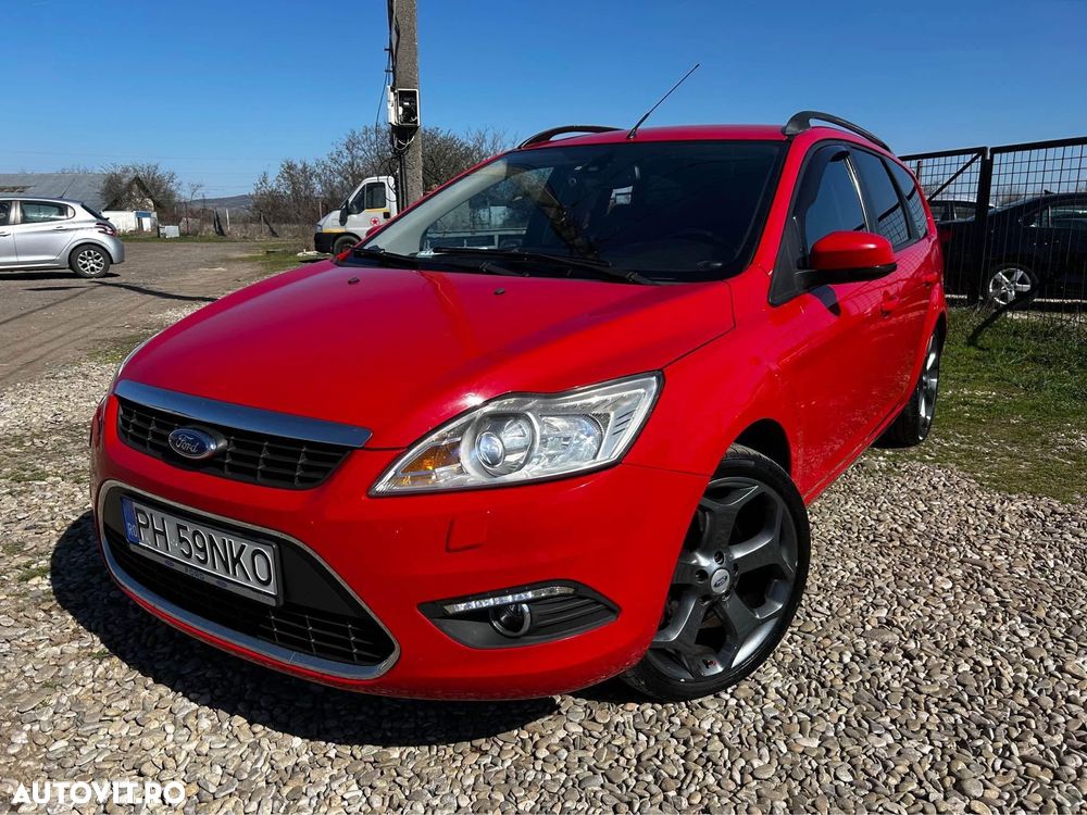 Ford Focus 2.0i Titanium - 1