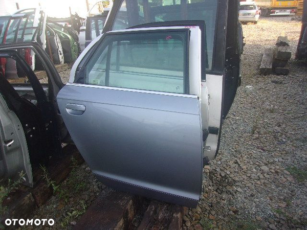 AUDI A6 C6 Audi Drzwi Prawy Tył