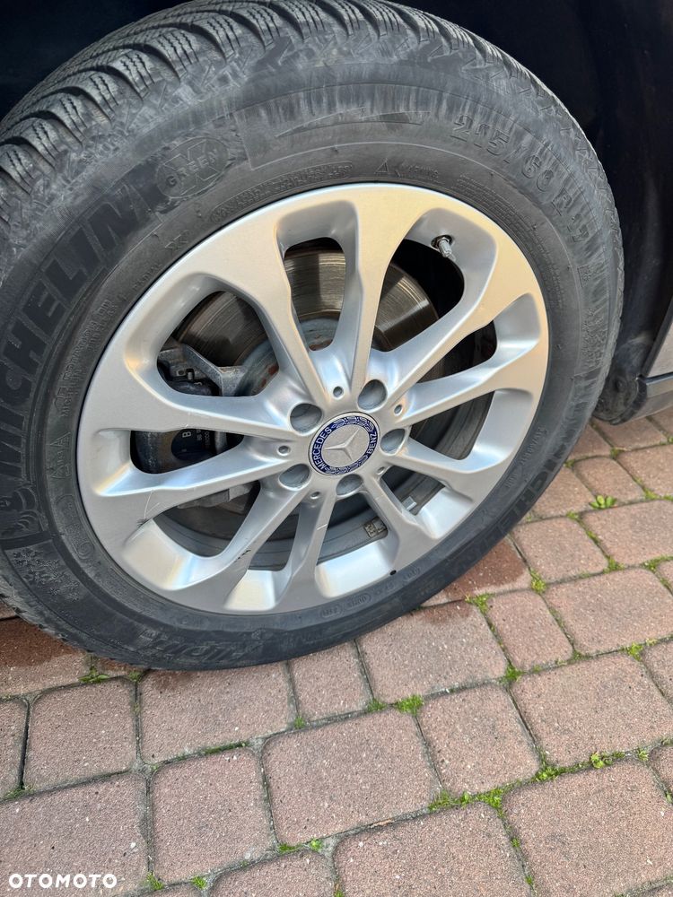 Mercedes-Benz GLA 250 7G-DCT Style - 11