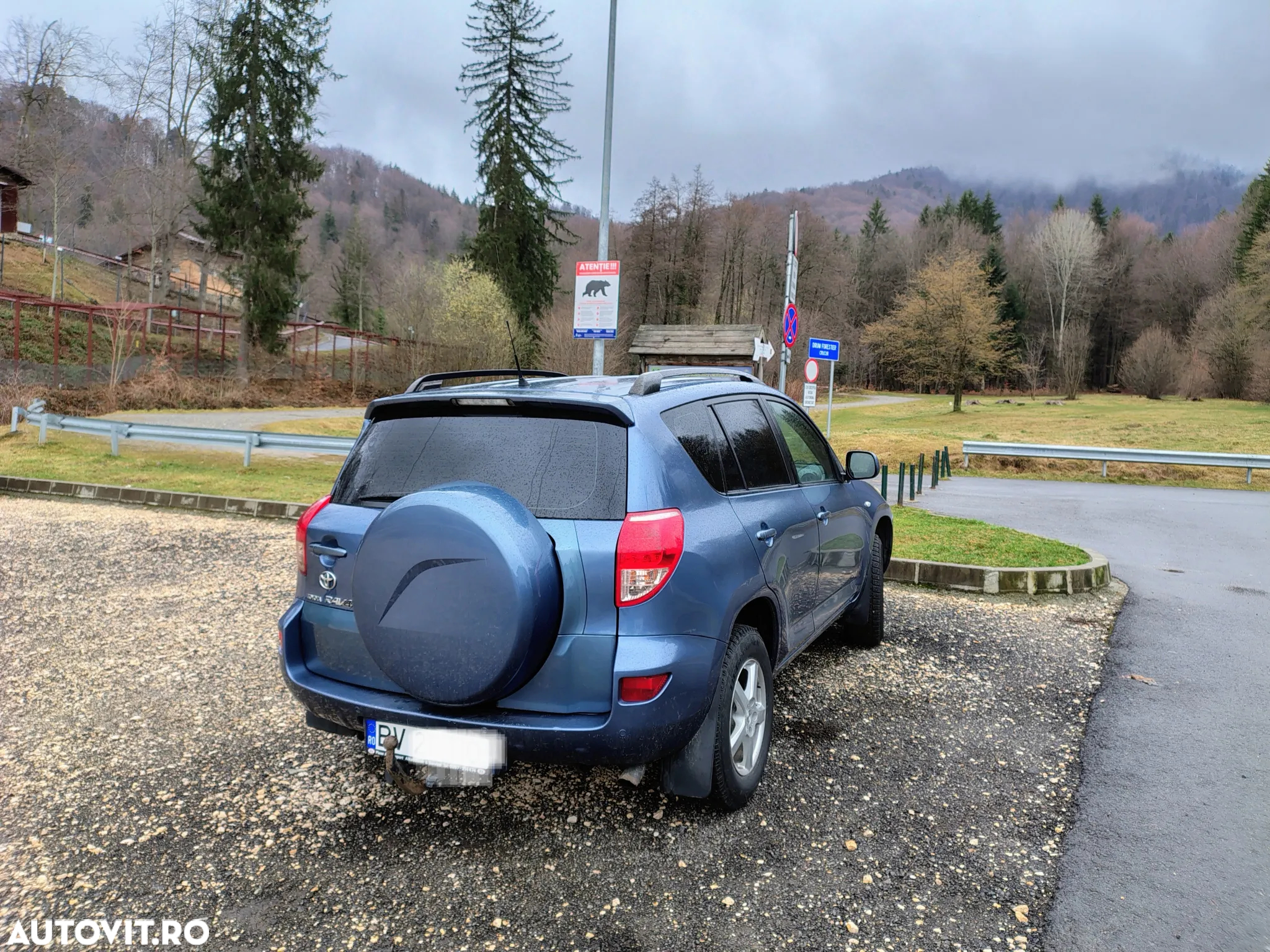 Toyota RAV4 2.2 D-4D Confort - 3