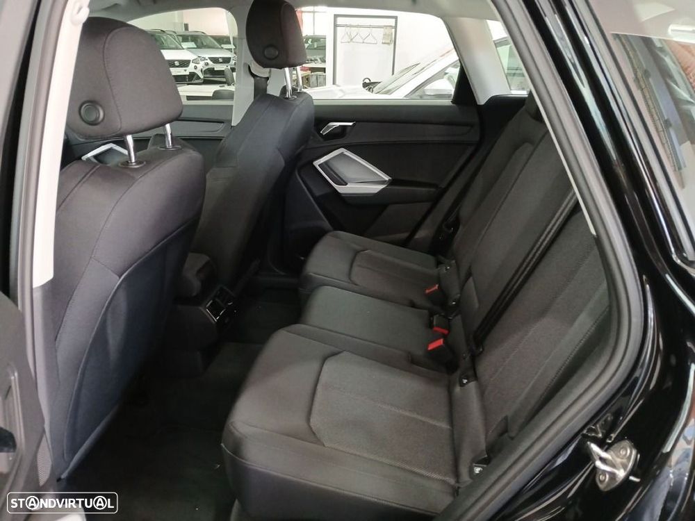Audi Q3 35 TFSI Advanced S tronic - 32