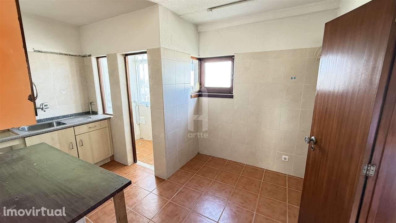 OPORTUNIDADE UNICA, APARTAMENTO T3 EM SILVALDE - ESPINHO - Grande imagem: 2/16