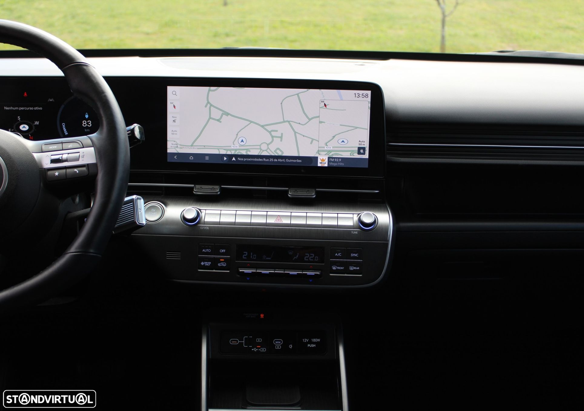 Hyundai Kauai EV 65.4 kWh Premium - 8