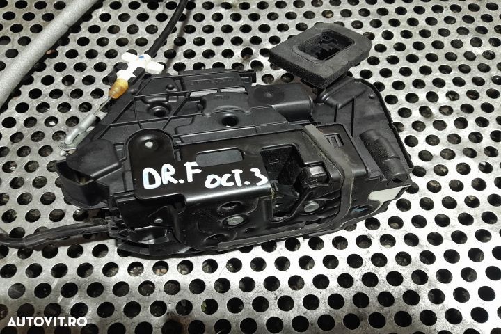 Broasca usa fata dreapta 5E1837016A 5E1837016A Skoda Octavia 3 [2013 - 3