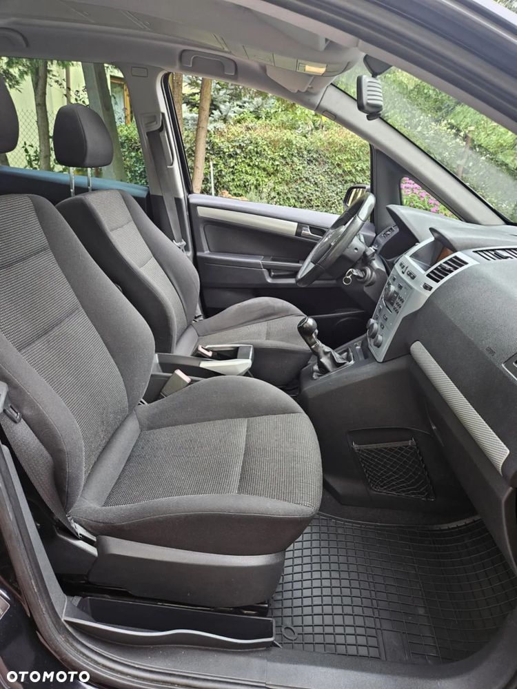 Opel Zafira 1.8 Sport - 4