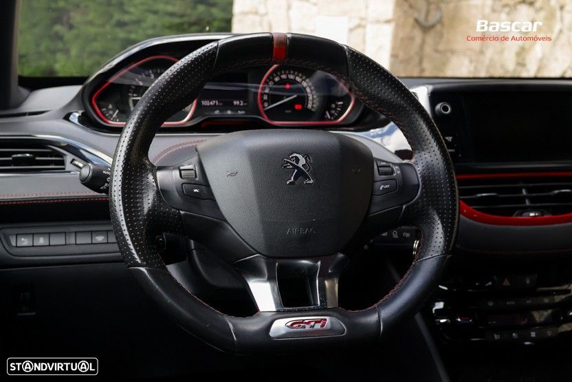 Peugeot 208 1.6 THP GTi - 29