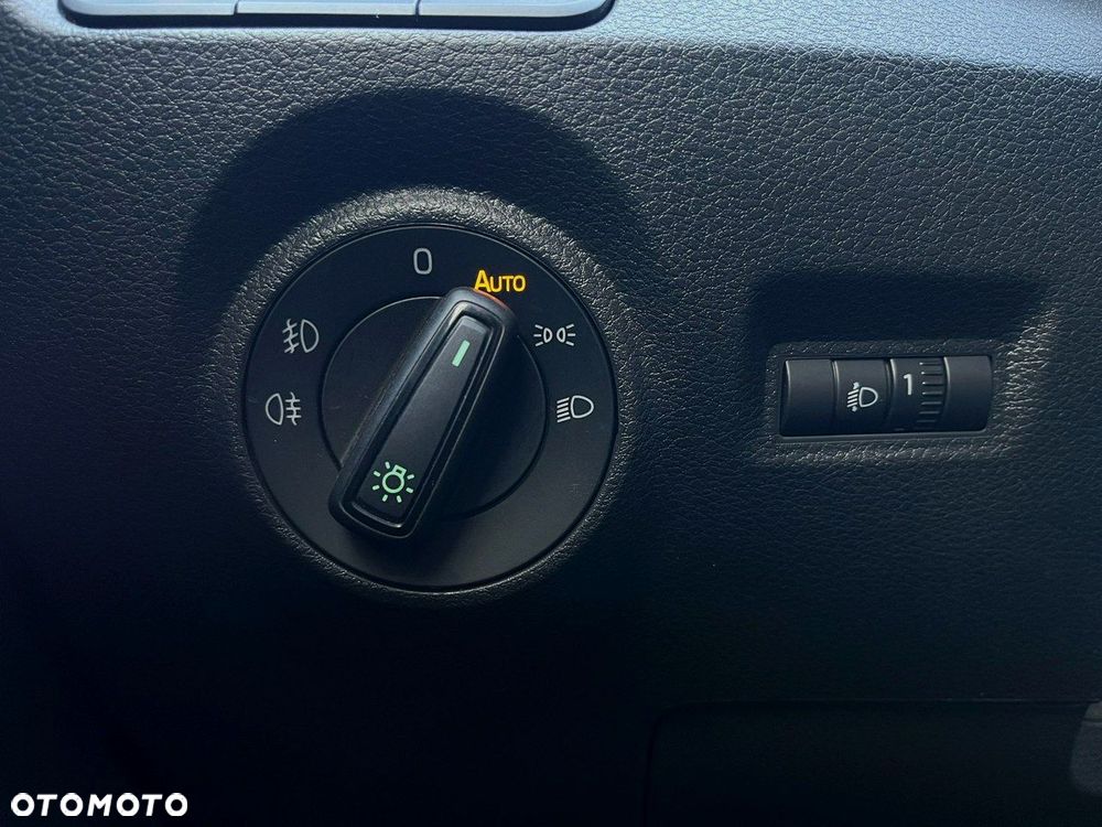 Skoda Fabia 1.0 Active - 17