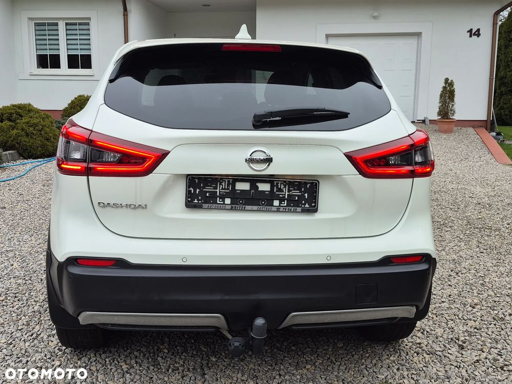 Nissan Qashqai 1.3 DIG-T ZAMA - 9