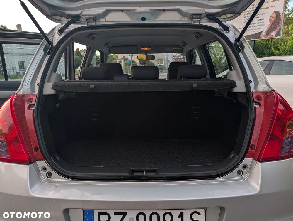Suzuki Swift - 10