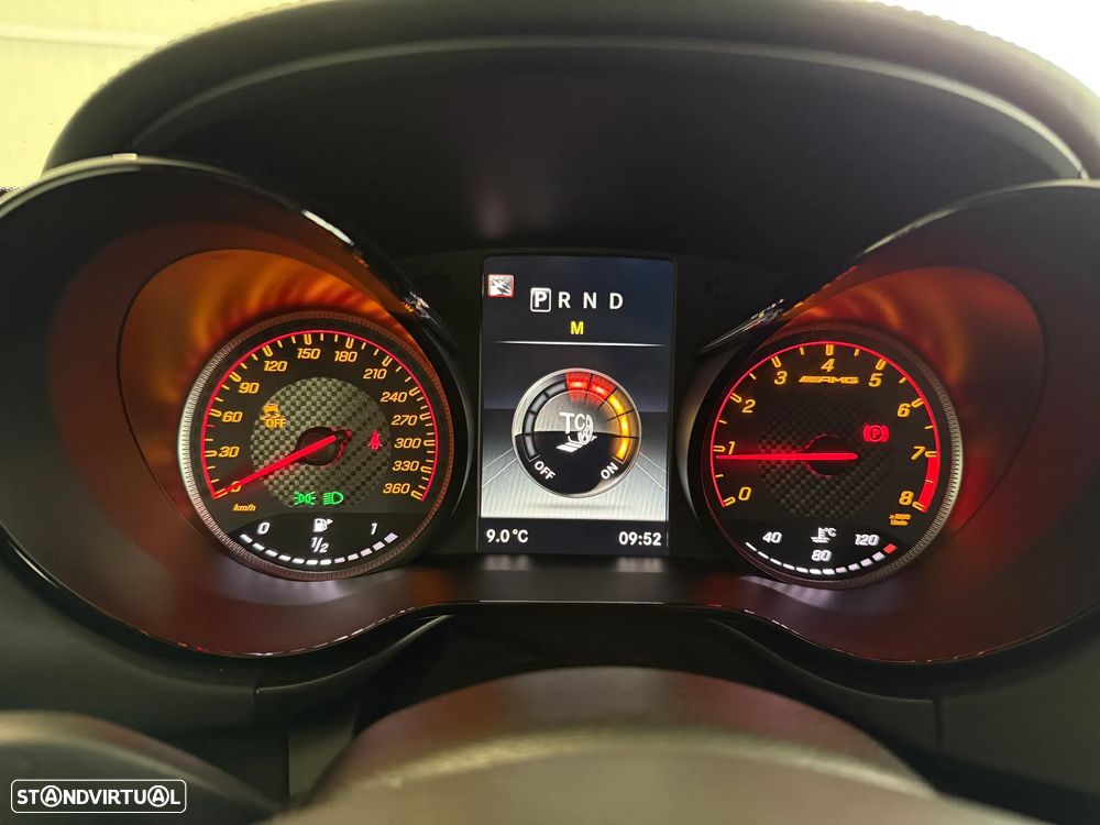 Mercedes-Benz AMG GT R - 48