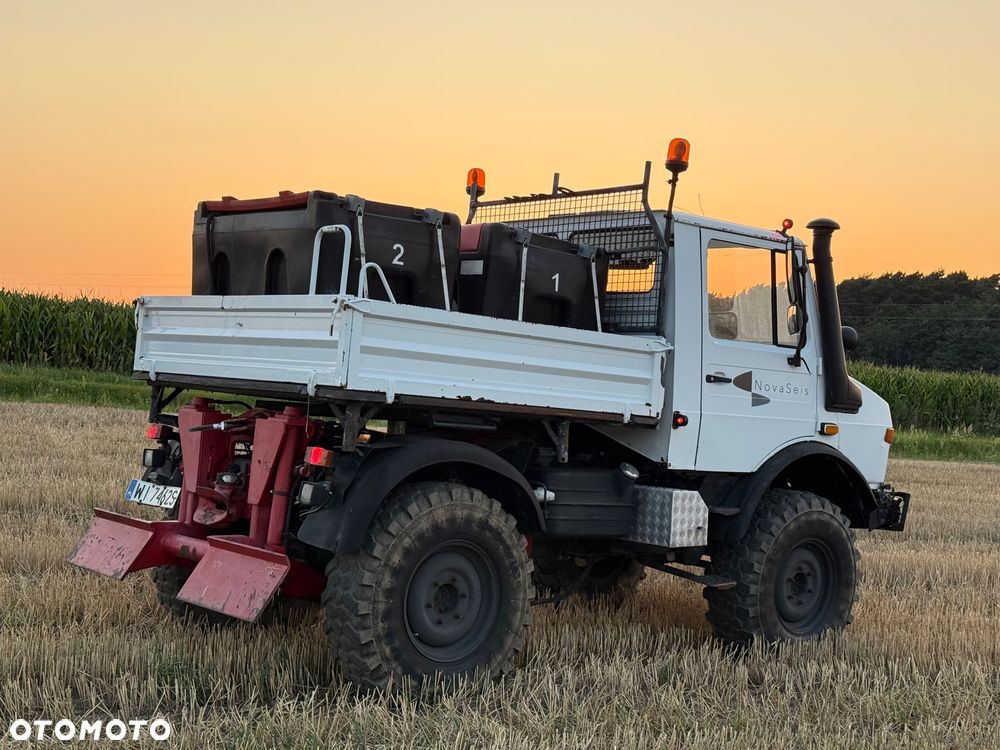 Mercedes-Benz Unimog 424 - 6