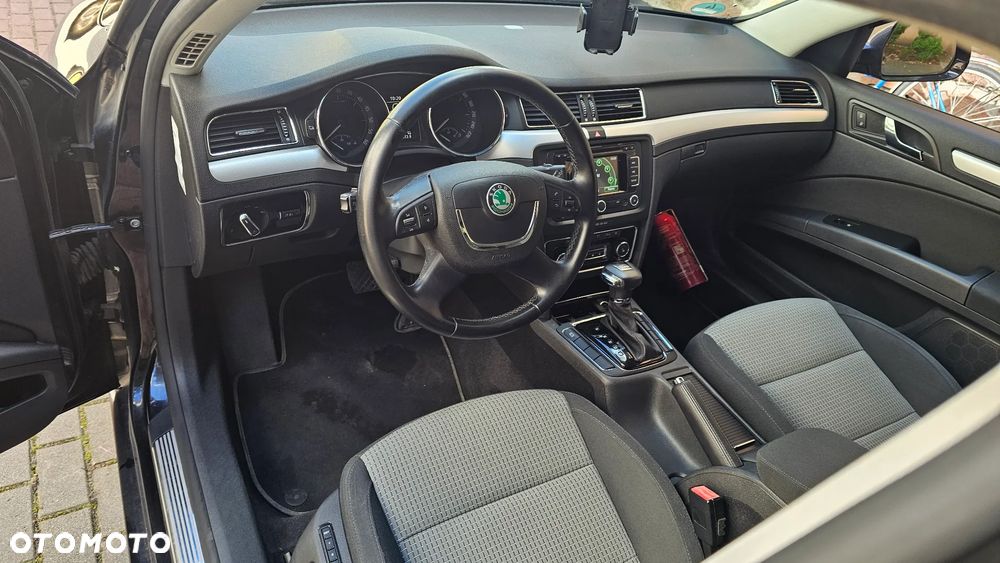 Skoda Superb - 16
