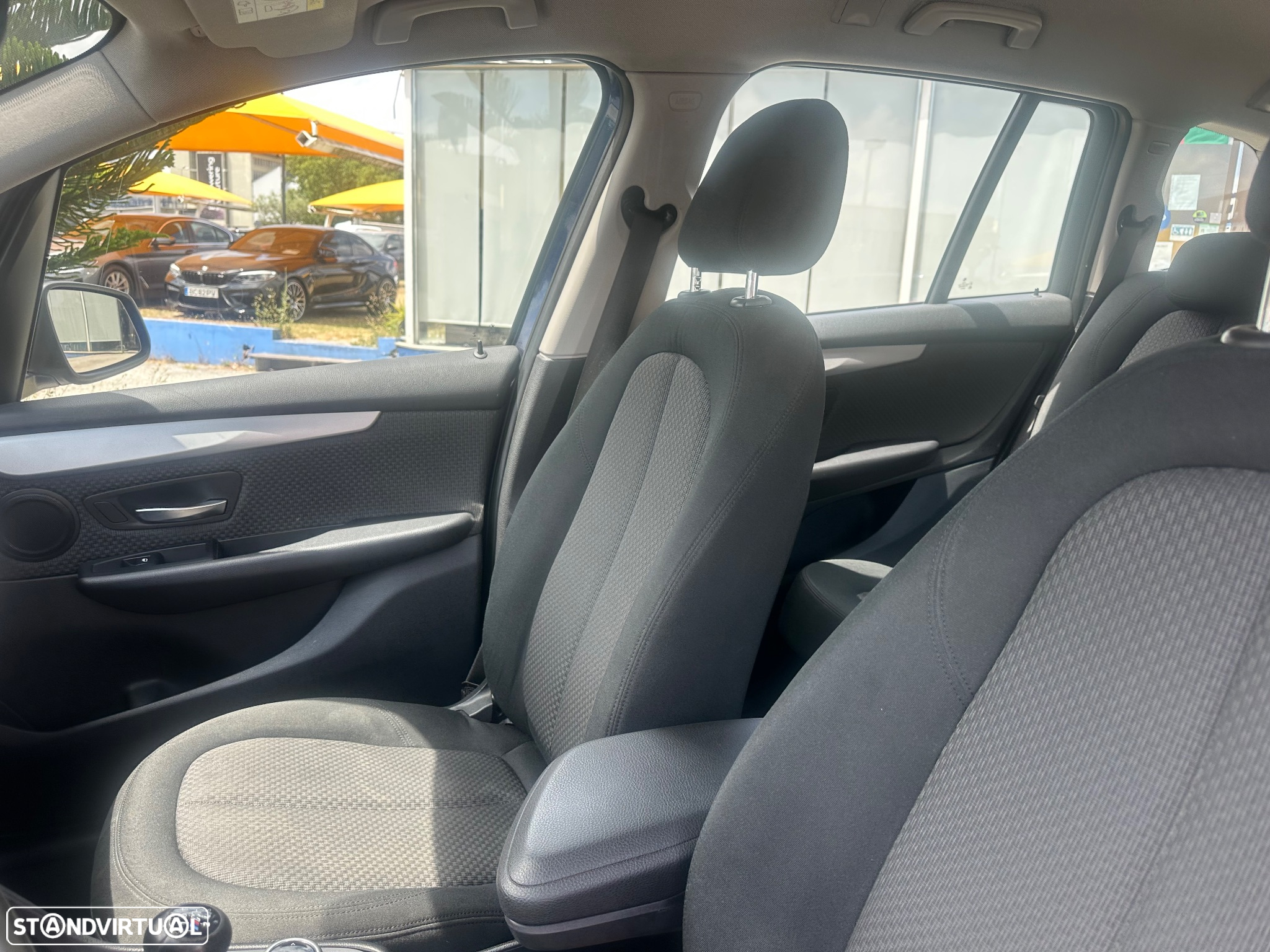 BMW 216 Gran Tourer d - 25