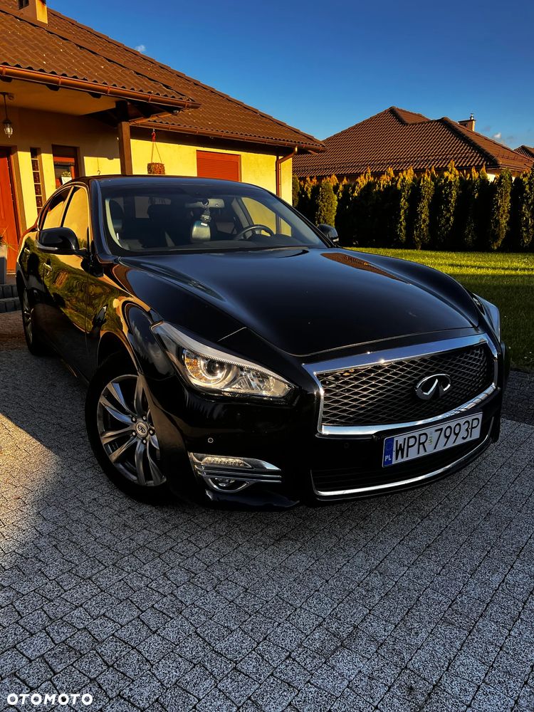 Infiniti Q70 2.2d Sport Tech - 12